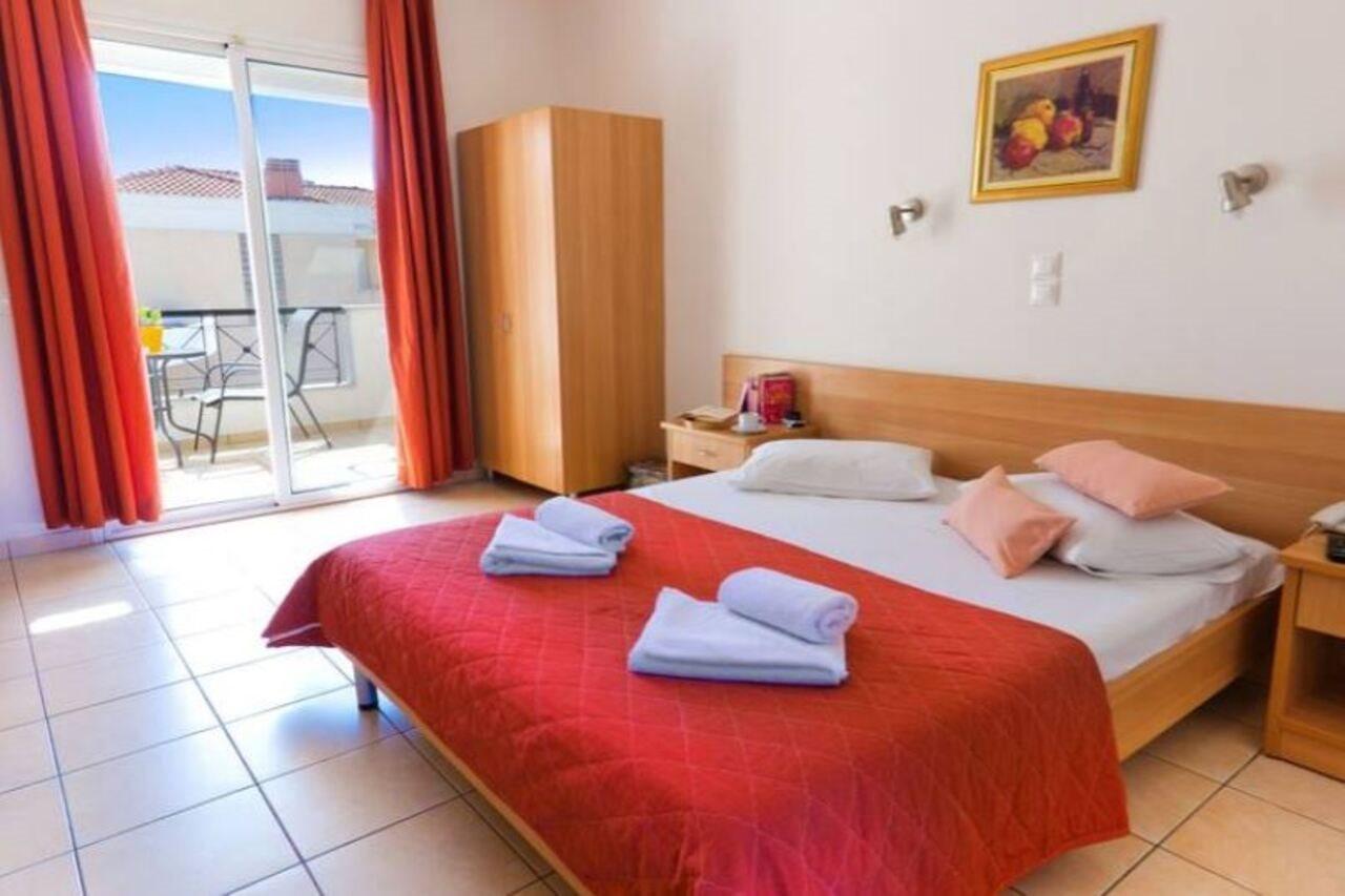 Filia Hotel And Apartments Limenas  Bagian luar foto